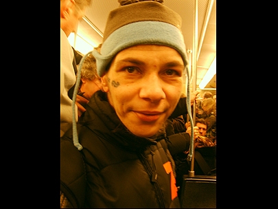 German Indo into Dutch trains