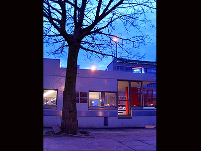 slowly spring surrounds