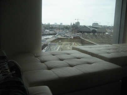 artist date in world's most mellow library