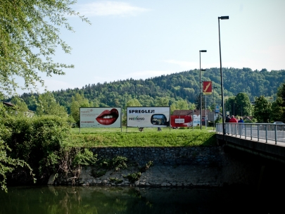 big smooch on the river (ljubljana)