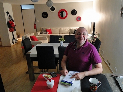 New table, old friend